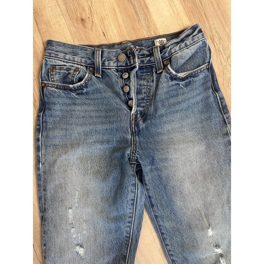 LEVI’S white oak button fly jeans